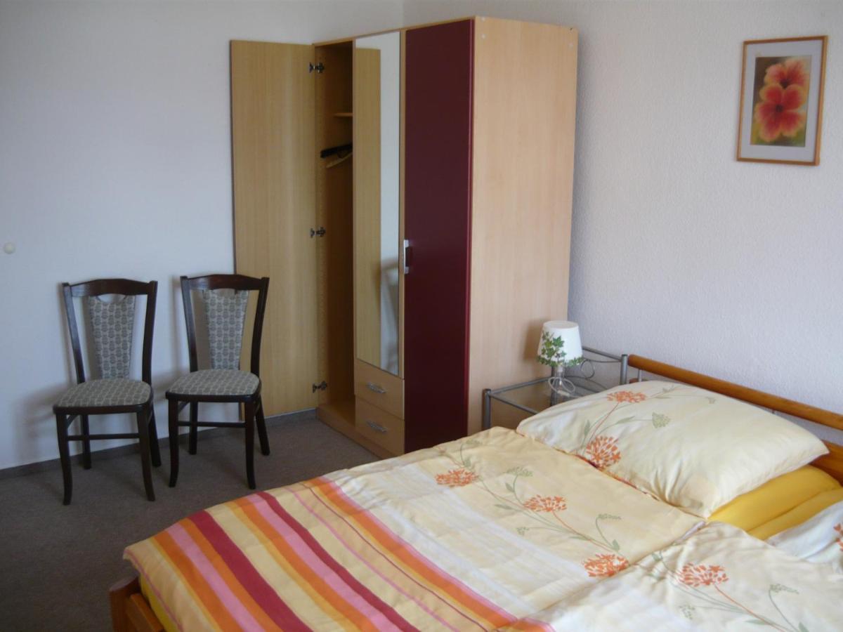 Uns Luett Wohnung Nossentiner Huette Экстерьер фото